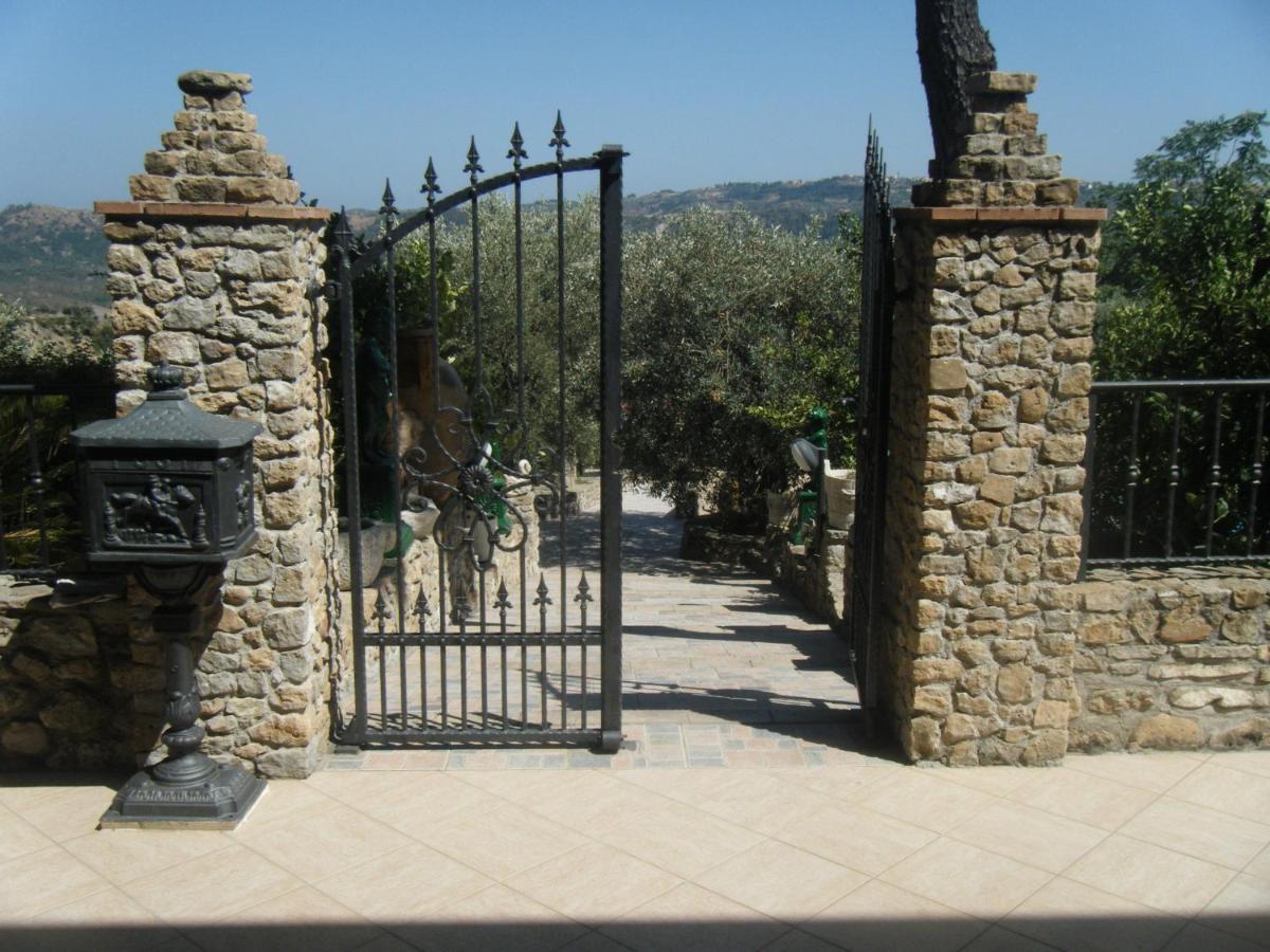 B&B Borgo Bellavista Санто-Северина Экстерьер фото