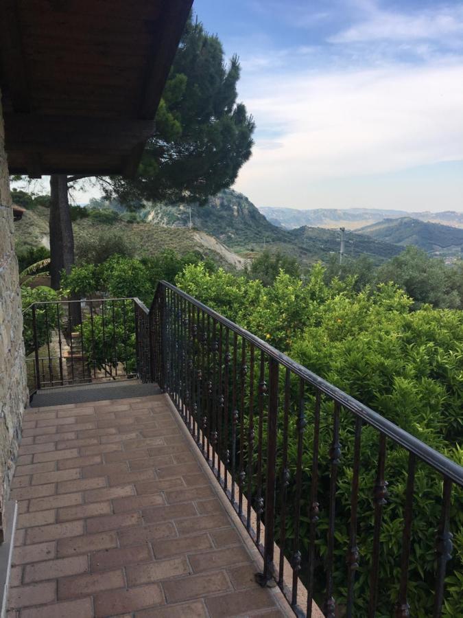 B&B Borgo Bellavista Санто-Северина Экстерьер фото